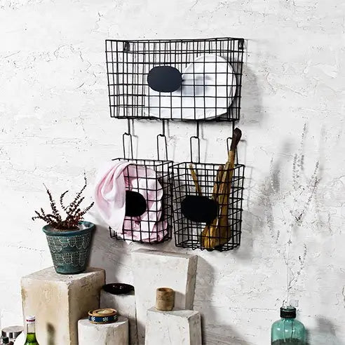 Strellon black wall shelf