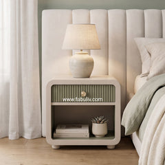 Sogno Bedside Table