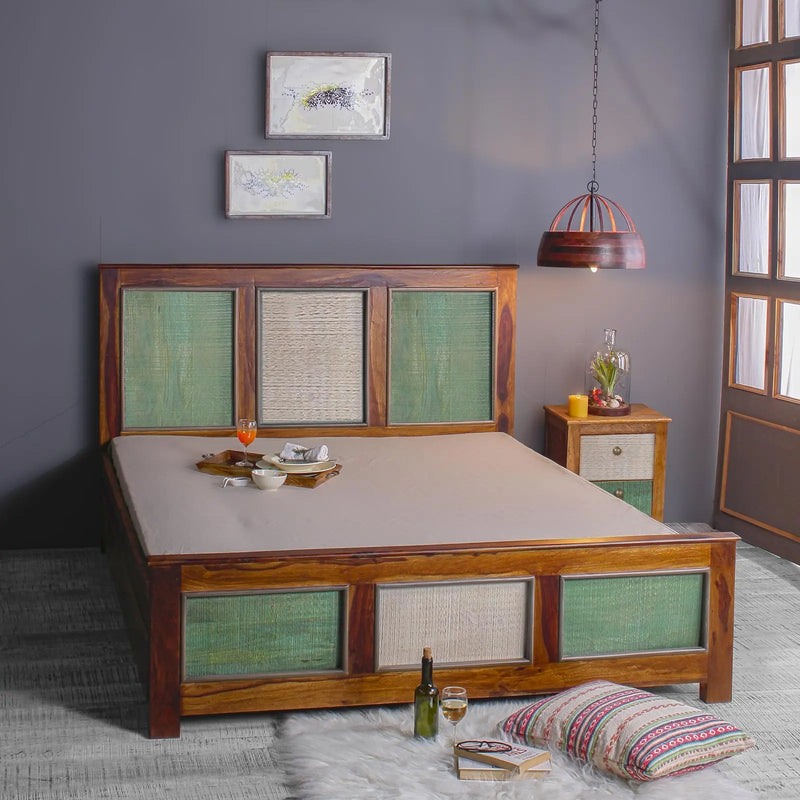 Ellis Solid Wood Bed in vintage Finish