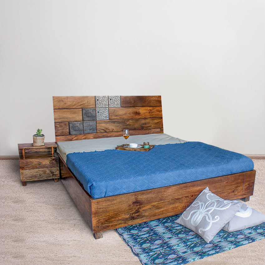 Sentosa Solid Wood Bed