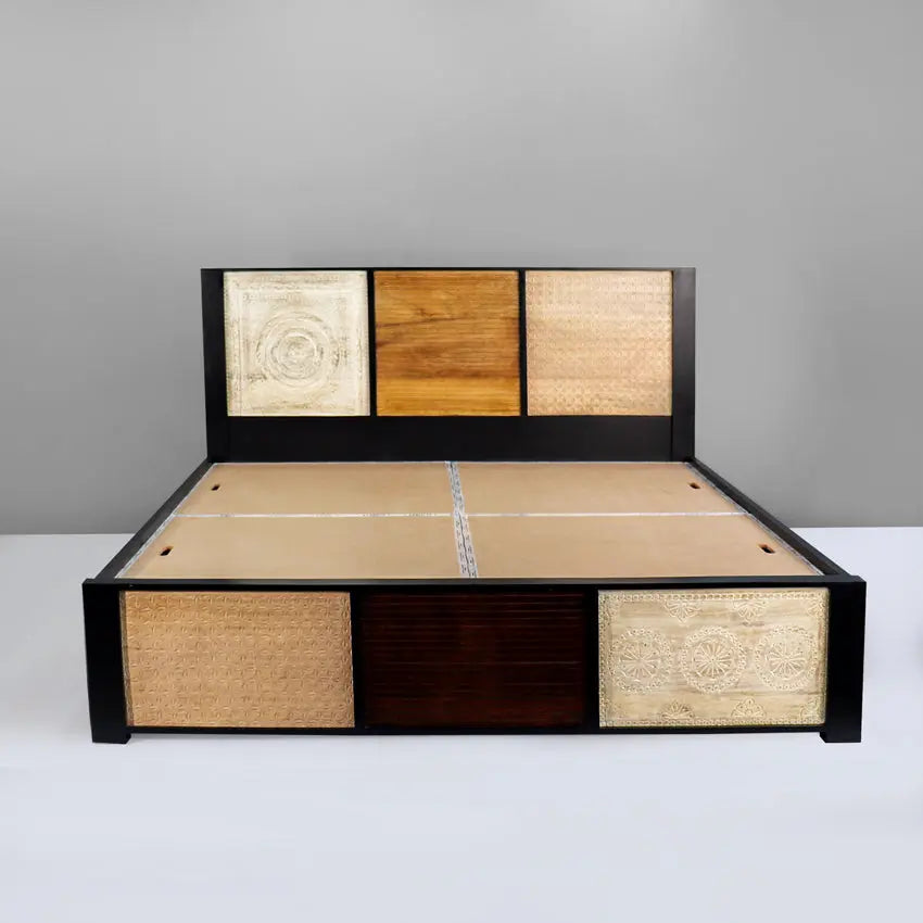 Black Beauty Double Bed - Fabuliv
