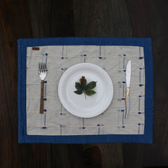 Knitted thread textured Table Mat set of 4