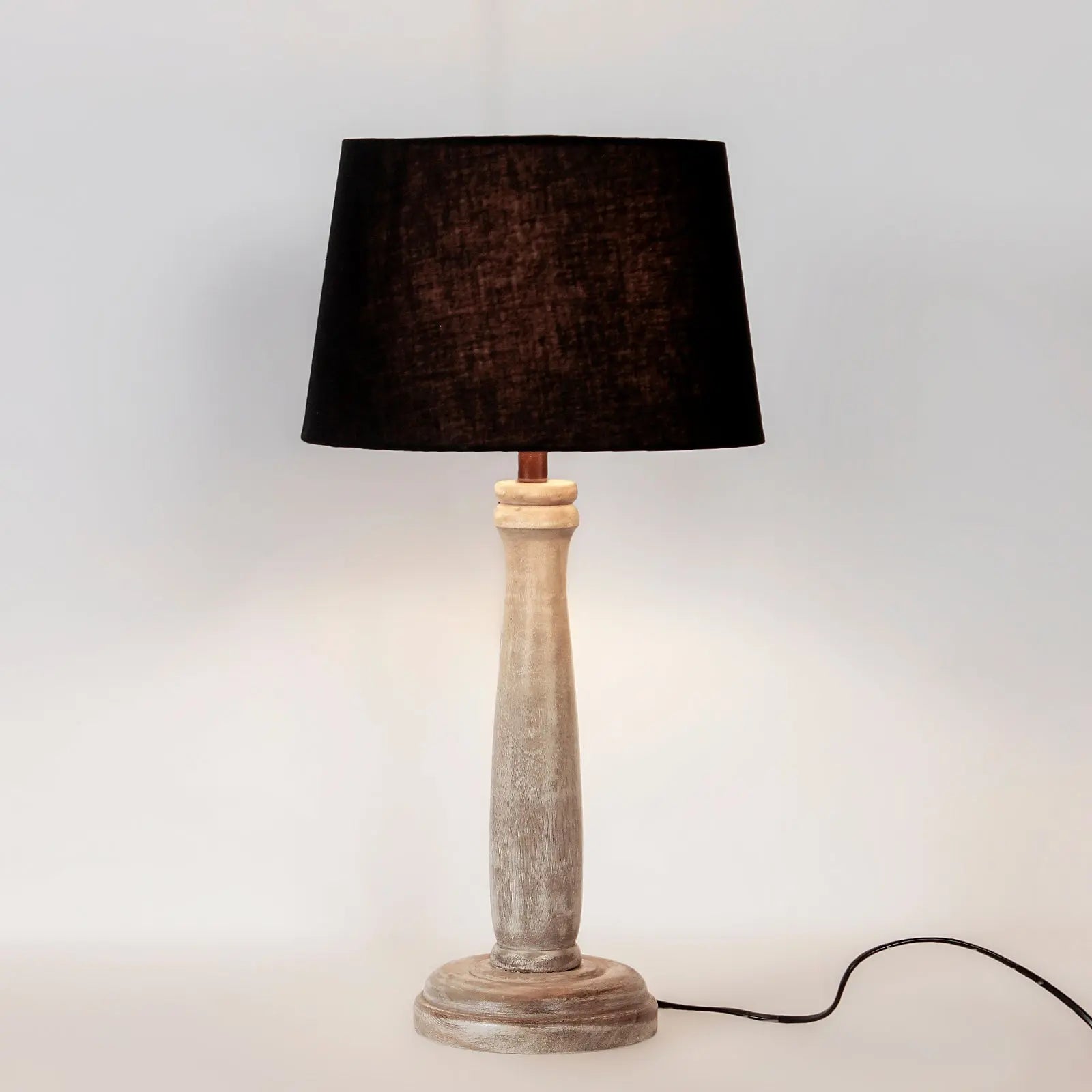 Online table lamp