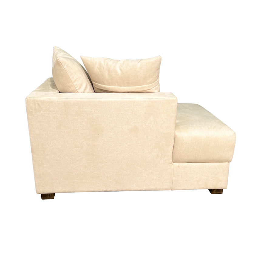 Striado Upholstered Sofa With Chaise Sectional sofas